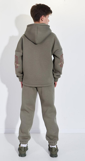 Тёплый костюм с украинской вышивкой (170 см) Киев - изображение 4