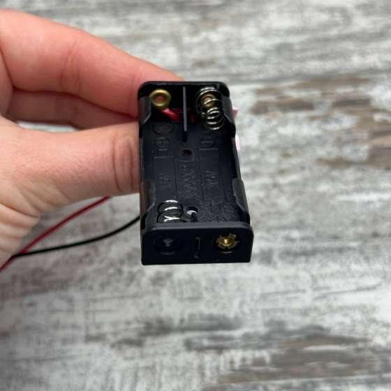 Бокс для батареек 2×AAA с проводами, пластиковый держатель 3В для Arduino и DIY-проектов Киев