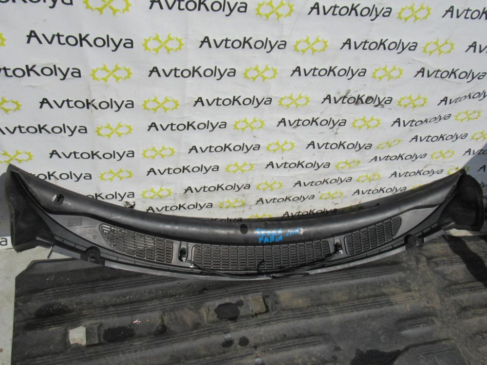 Пластик під лобове скло Skoda Fabia II 2007-2014 Ковель - изображение 2