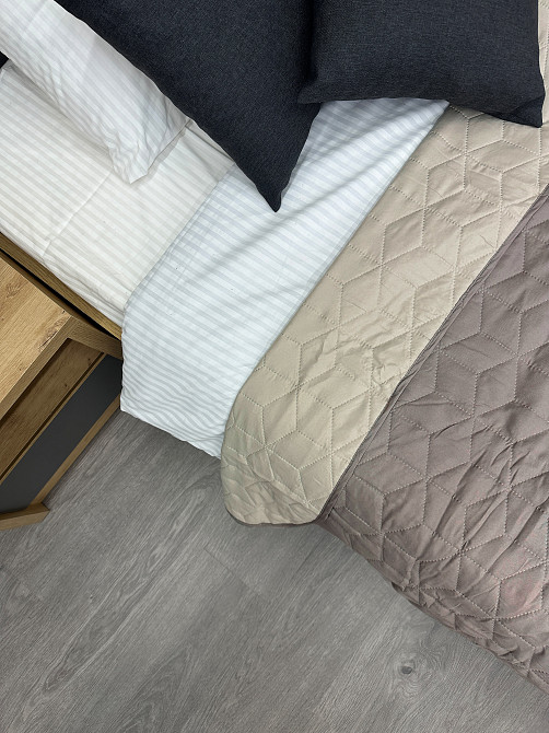 Покрывало двустороннее Decorator Microfiber куб 210x215 см серо-коричневый с бежевым (85-137) Киев - изображение 8