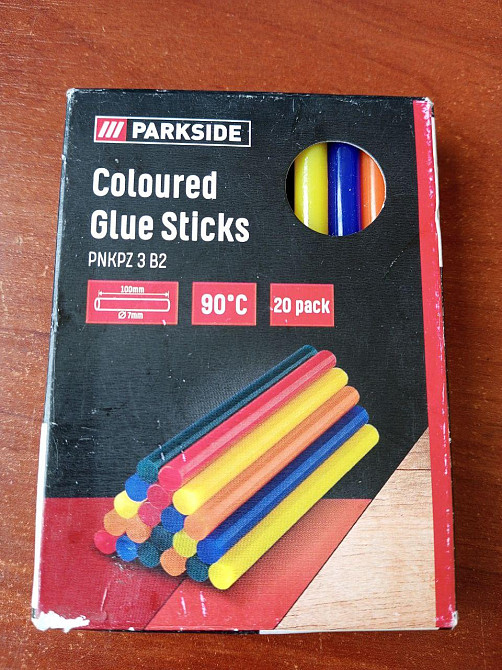 Універсальні клейові картриджи, стрижні 100×7 мм. 20 шт. Parkside PNKPZ 3 B2 Полтава - фото 1