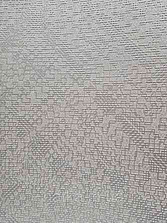 Обои виниловые на флизелине AdaWall Beta 1.06x10 метровые бежевые геометрия полоски рисунок серебристый 1102-2 Киев