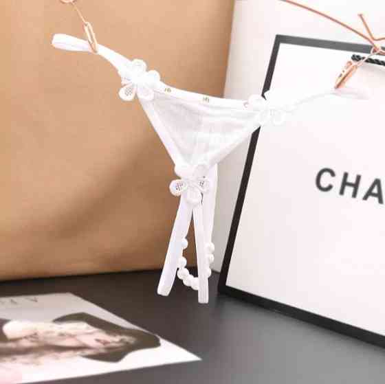 Трусики з розрізом та бусинками білі - розмір універсальний (на резинці), 15% нейлон, 85% поліестер Київ