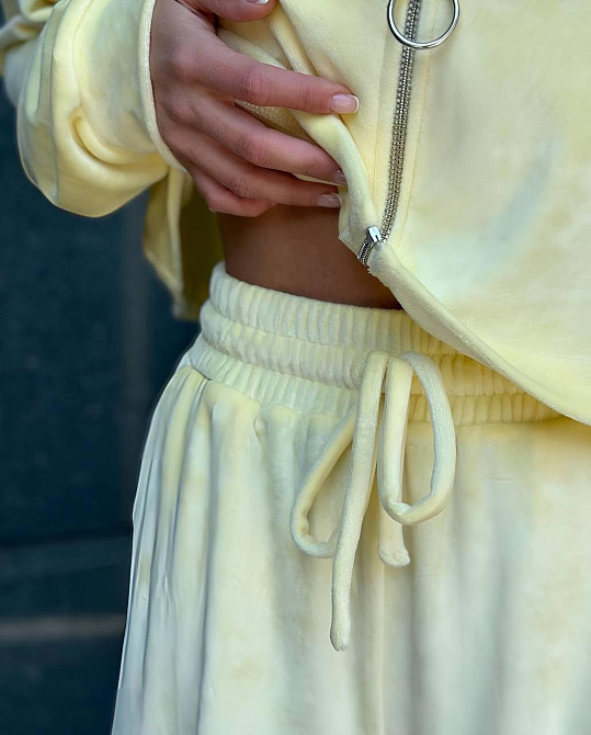 Женский прогулочный плюшевый костюм двойка: кофта и штаны Желтый, 42/46 Одесса - изображение 2