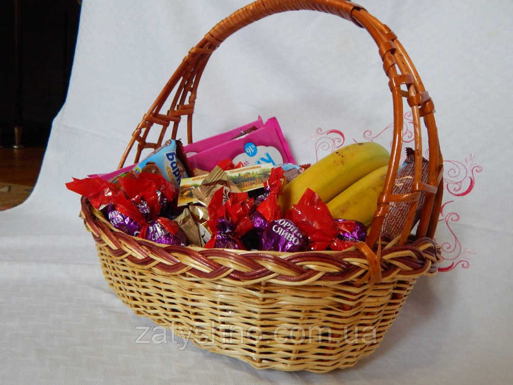 Подарочная конфетная корзина Киев - изображение 3