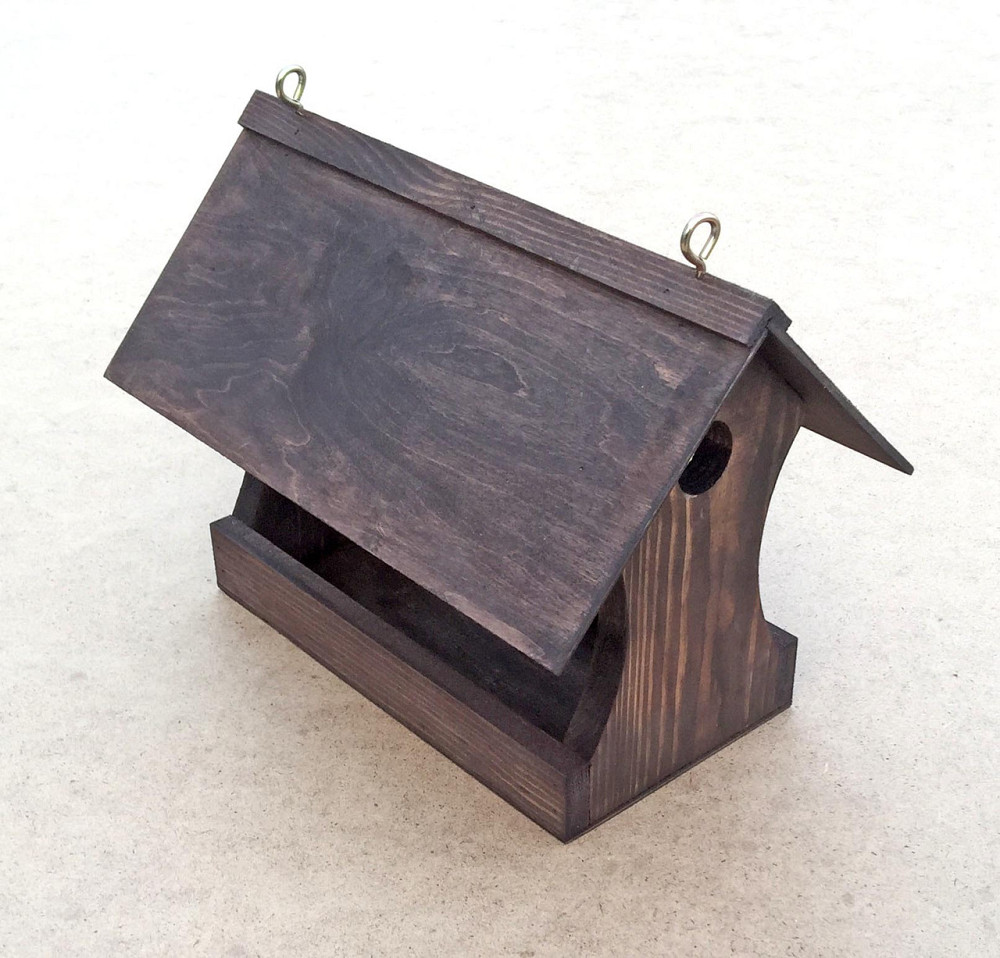 Кормушка садовая для птиц 