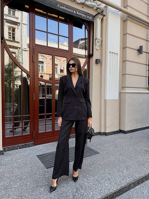 Женский деловой брючный костюм двойка: пиджак и штаны костюмка Одесса - изображение 1