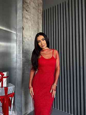 Жіноча елегантна вечірня міді-сукня віскоза та сітка блискітка Одеса