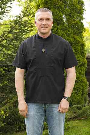 Вишиванка, чоловіча, з тризубцем, чорна, коротка рукав, топ 62 Київ