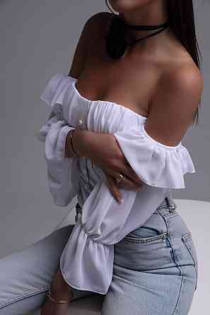 Женский романтичный топ с чашками декорирован пуговицами креп-дайвинг + креп-шифон Одесса