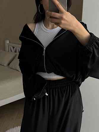 Женский трендовый оверсайз костюм двойка: кофта и штаны велюр Черный Одесса