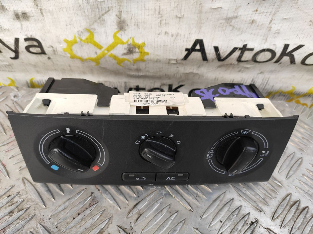 Блок керування пічкою Skoda Fabia II 2007-2014 Ковель - фото 3