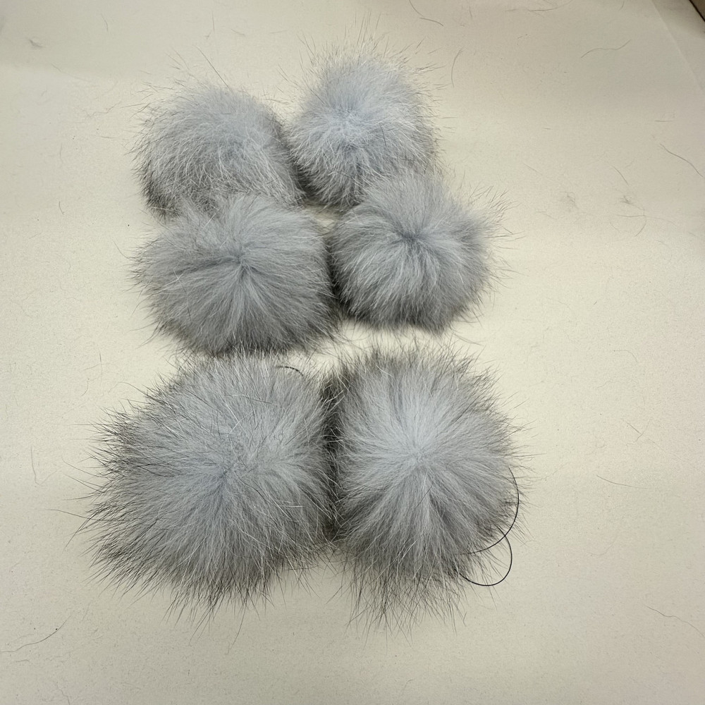 Помпони з натурального хутра блюфрост Блакитний Харків - фото 3