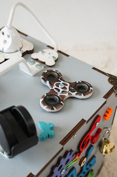 Маленький Бізікуб 23*23*23 Сірий дитячий куб Бізікуб для хлопчика Бізіборд Тернопіль - фото 6