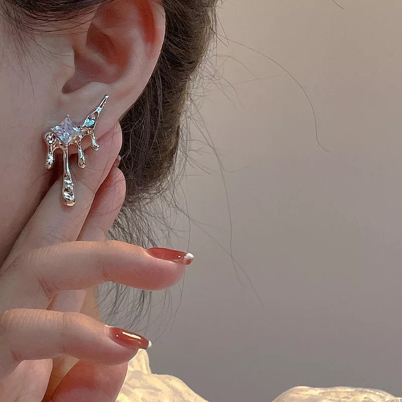 Серьги гвоздики женские 25 на 25 мм серебристый Киев - изображение 2