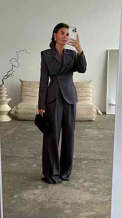 Жіночий стильний костюм для штанів: піджак і штани костюмка Графіт, 50/52 Одеса