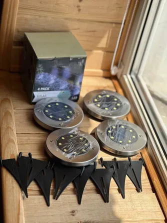 Садовый уличный светодиодный фонарь-подсветка на солнечной батарее 4шт Solar Pathway Lights Коломия