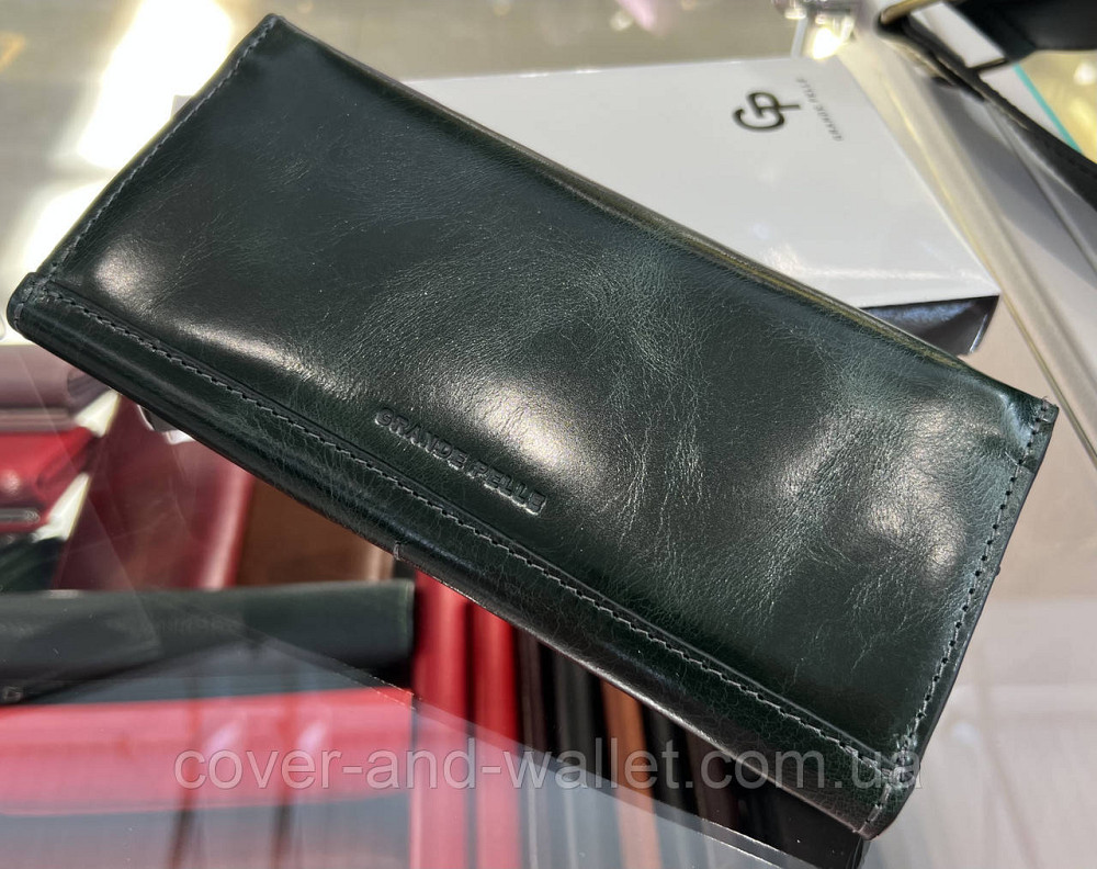 Місткий жіночий гаманець зеленого кольору з гладкої шкіри Grande Pelle Festa Київ - фото 7