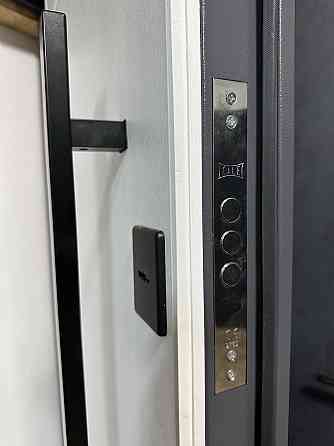 Двери уличные Redfort, модель ЛЮКС (Металл/МДФ) ,  (2 контура) С ТЕРМОРАЗРЫВОМ Киев