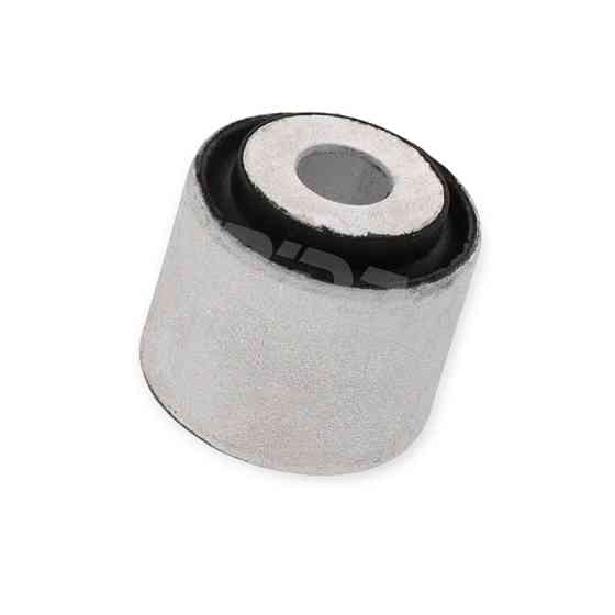 Сайлентблок заднего Мерседес Бенс C-Class верхний наружный передний рычага Мукачево