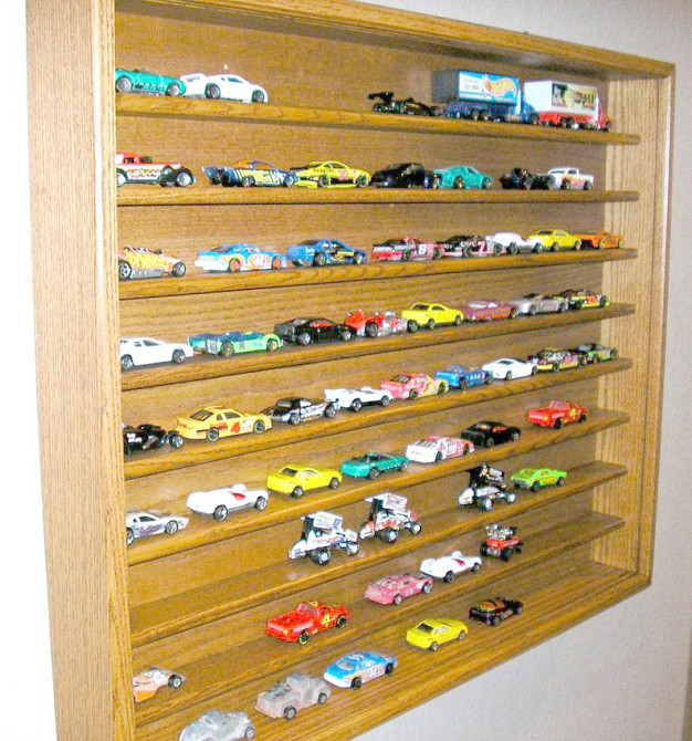 Стеллаж для игрушечных машинок 