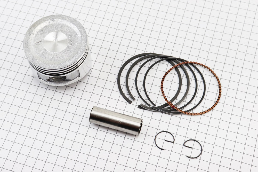 УЦІНКА Поршень к-кт 168F 68mm +0,25, (H-49mm, палець 18mm) (наліт іржі, див. фото) Киев - изображение 1