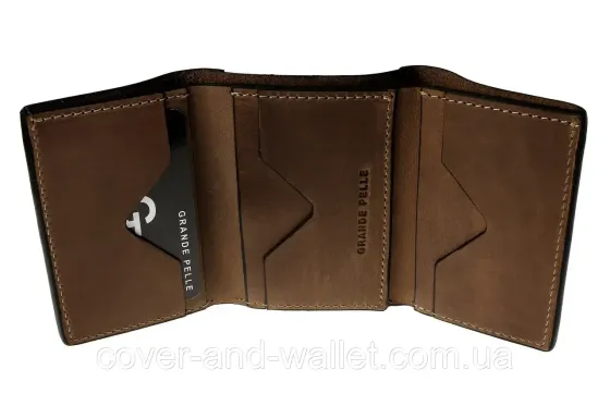 Компактный мужской кожаный кошелек на магнитной застежке Grande Pelle 504120 Киев