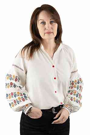 Вишиванка жіноча, лляна, з довгим рукавом, молочний топ 60 Київ