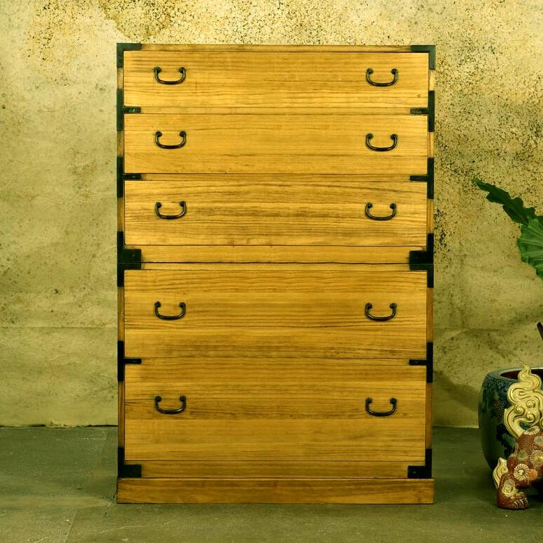 Комод тансу 