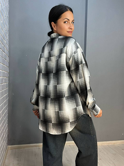 Сорочка жіноча Baoyu 225 картата оверсайз фланель подовжена спинка one size, чорний, one size Київ - фото 4