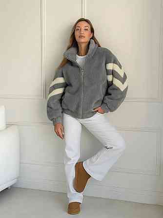 Жіноча тепла оверсайз куртка-бомбер букле на підкладці Графіт Одеса