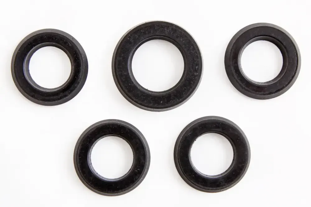 Р/к головного цил-ра гальм ГАЗ-2410, 3110, 3302 КРТ (4манжети 27ммм, 1манжета 31м) Вінниця - фото 1