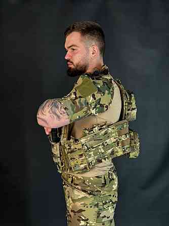 Тактична плитоноска мультикам Yakeda з підсумками тактична плитоноска бронежилет на системмі моллі   WAR Львів