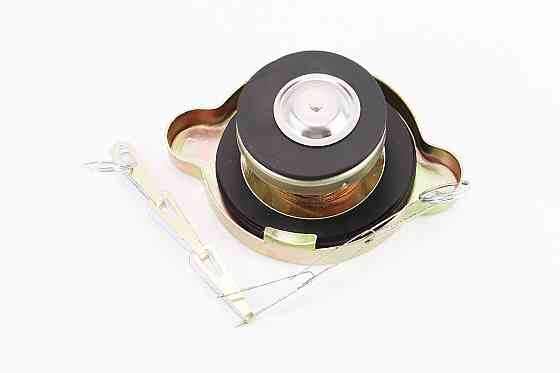 Кришка радіатора під горловину до D-57,7mm, d-клапана 38mm Київ