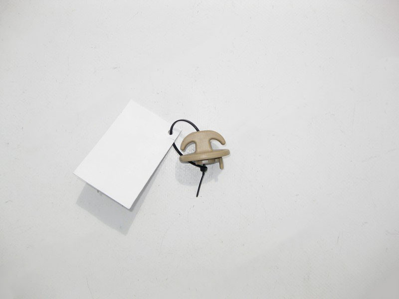 Mercedes-Benz  A1648100240 8K67 Пластиковий гачок кріплення багажу бежевий ML GLE GL GLS Одесса - изображение 2