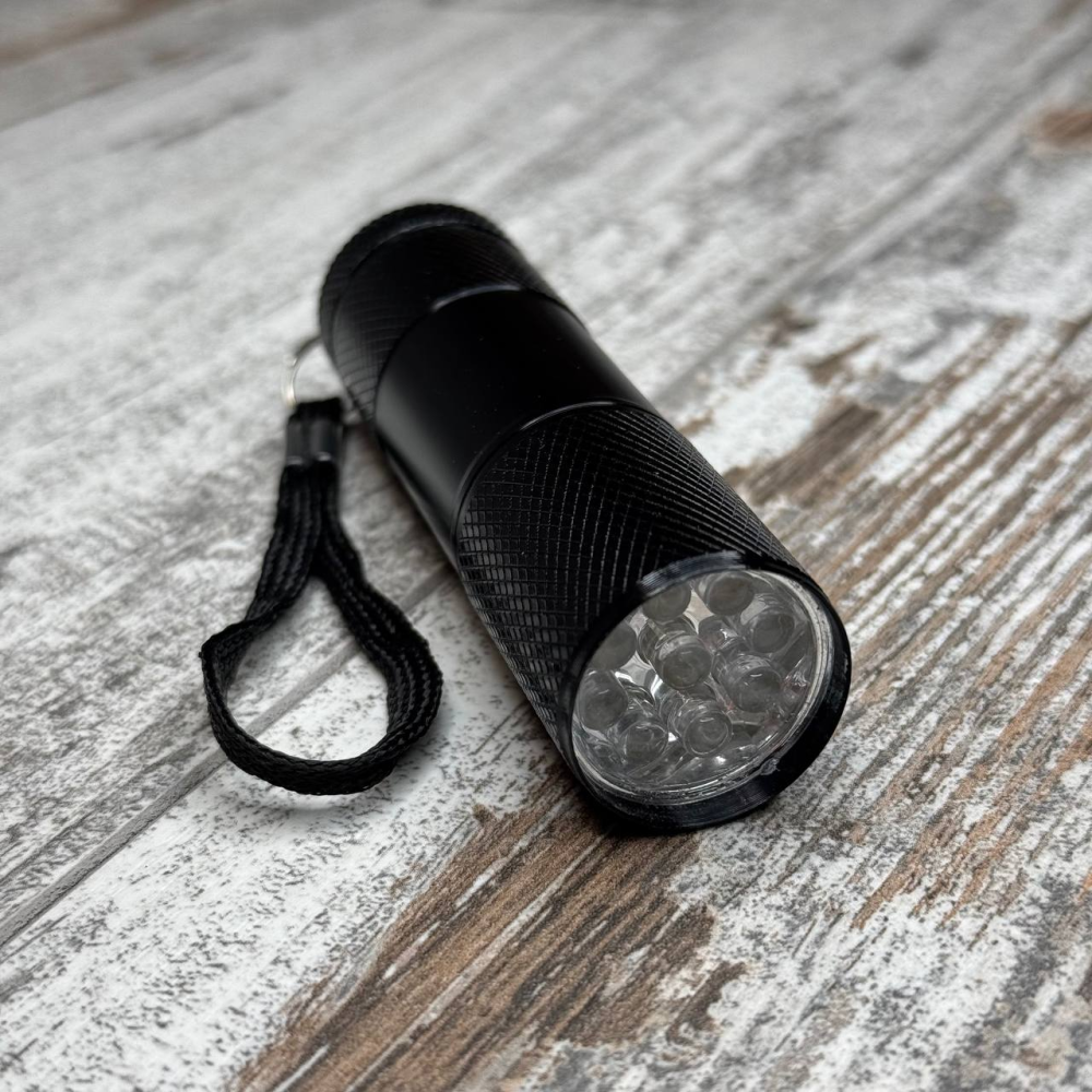 Фонарь ультрафиолетовый мини 9LED 395-400нм, УФ фонарик для проверки документов, банкнот и скрытых меток Киев - изображение 6