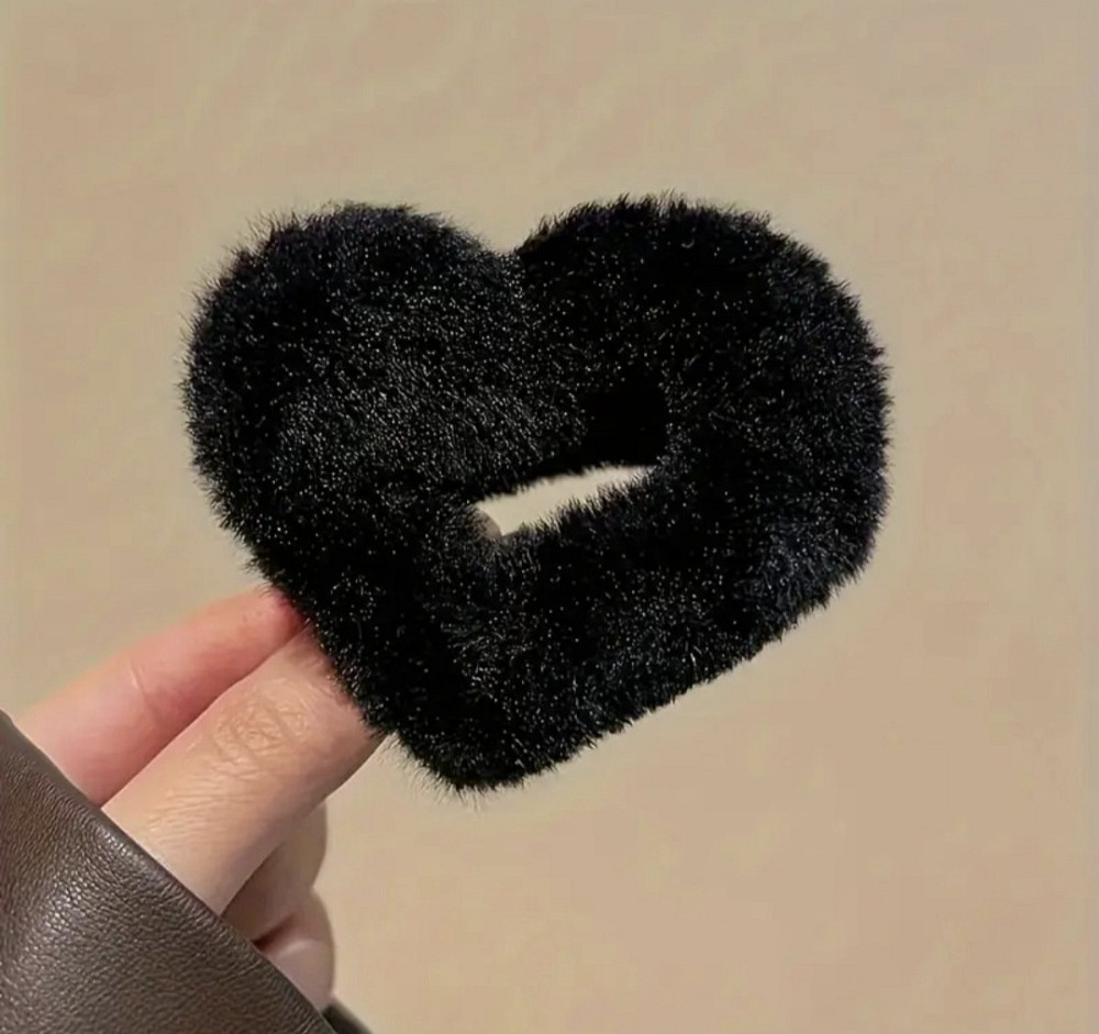 Шпилька крабік із хутра 