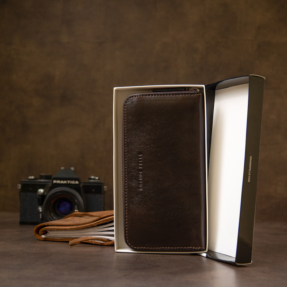 Шкіряне жіноче глянцеве портмоне GRANDE PELLE 11466 Коричневий Київ - фото 10