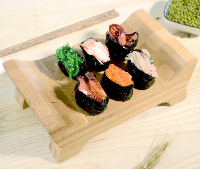 Блюдо для подачи суши 