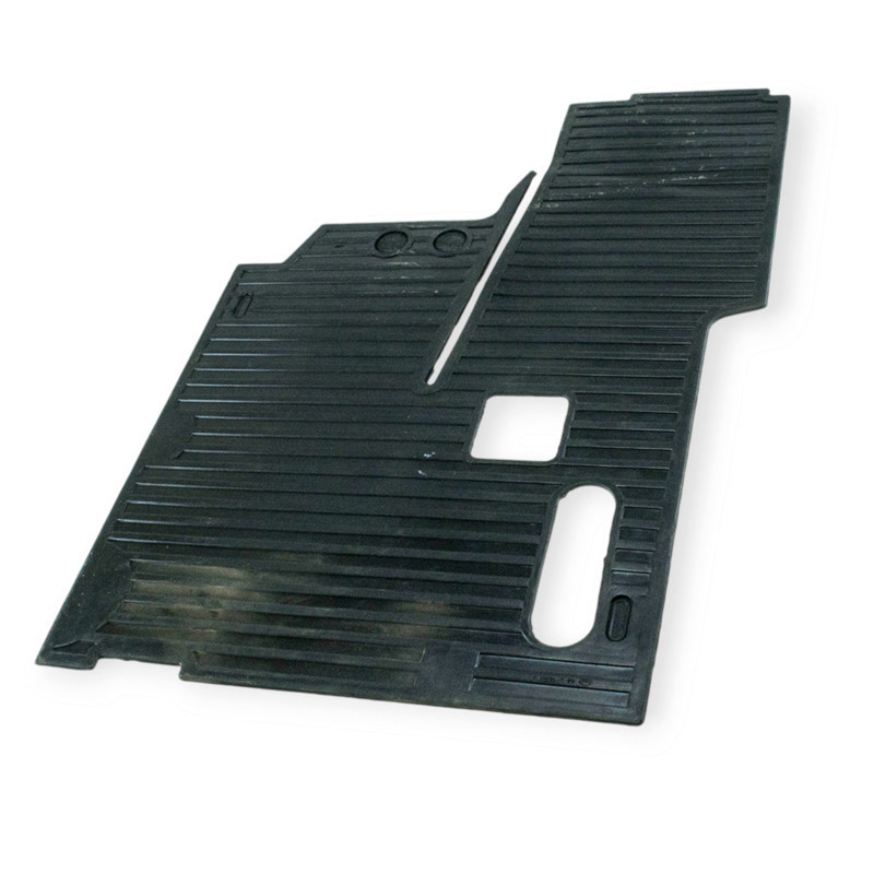 Килимки мтз ук (правий) салону Мукачево - фото 1