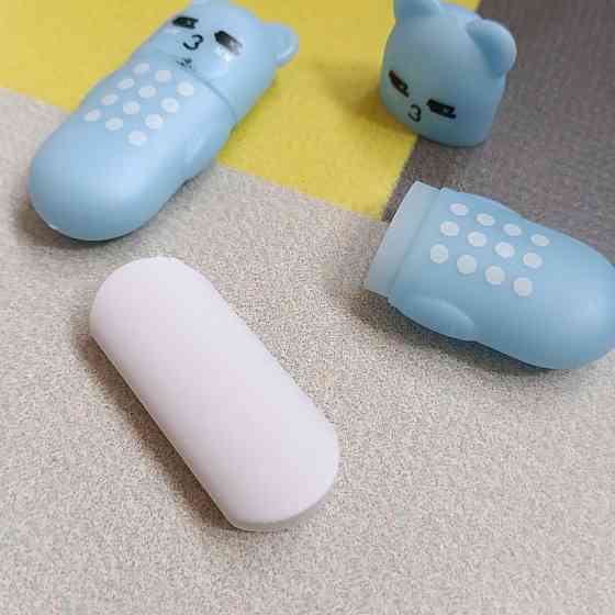 Ластик з контейнером голубий Киев