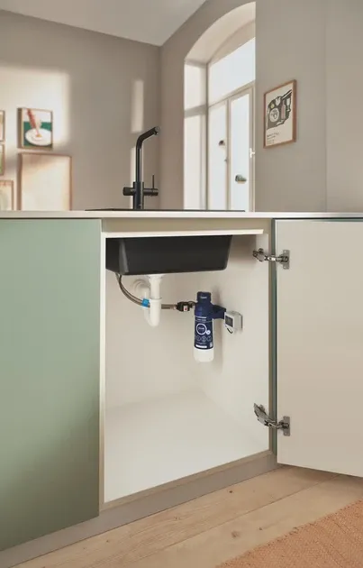 Смеситель для кухни с подключением к фильтру Grohe BLUE PURE MINTA 30590KF0 черный Киев - изображение 4