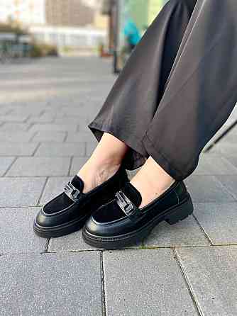 PLPS Лофери жіночі PLPS чорні натуральна шкіра низький хід розмір 36-41 (5611) Коломыя