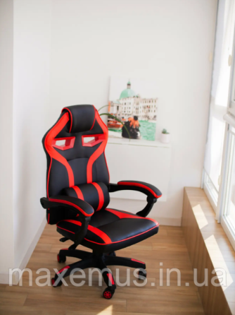 Геймерское раскладное кресло игровое для приставки профессиональное стул компьютерный Bonro B 827 красный Мостиска