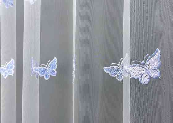Тюль VR-Textil 1740т Фатин "Метелики" з вишивкою та люрексом Блакитний з білим 300х270 см (42-0783) Київ
