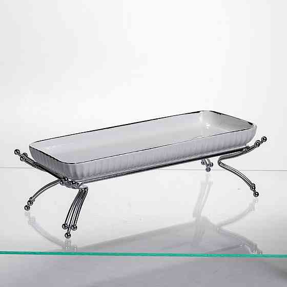 Yiwu Порцелянове блюдо для сервірування на металевій підставці 29,5×12×9 (см) Біле зі сріблом L Коломия