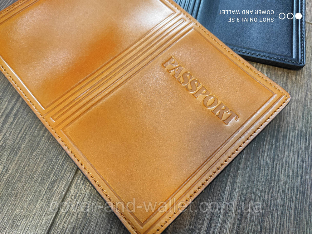 Шкіряна обкладинка на закордонний паспорт жовтого кольору з прозорим вікном PS Leather Київ - фото 3