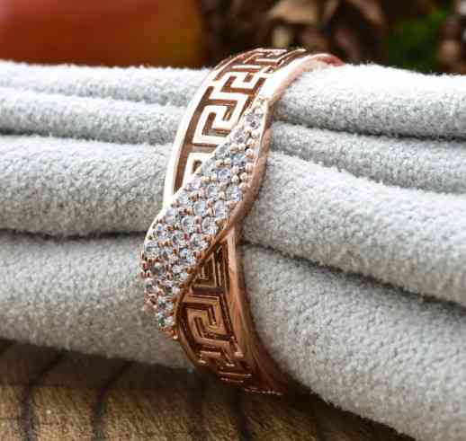 Кольцо Xuping 14209 размер 18, позолота РО, ширина 6мм, вес 2,1г, белые фианиты Киев