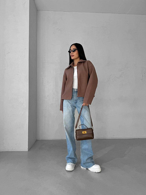 Женский теплый базовый оверсайз жакет на молнии из кашемира Мокко Одесса - изображение 6