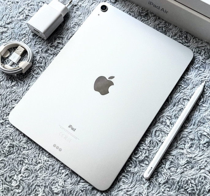 Планшет: iPad Air 4 (64Gb) Wi-Fi . Как Новый , комплект A2316. Киев - изображение 2
